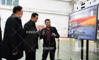【调延卓青岛市税务局党委书记、局长冯光泽一行光临大奖国际18dj18机械人调研